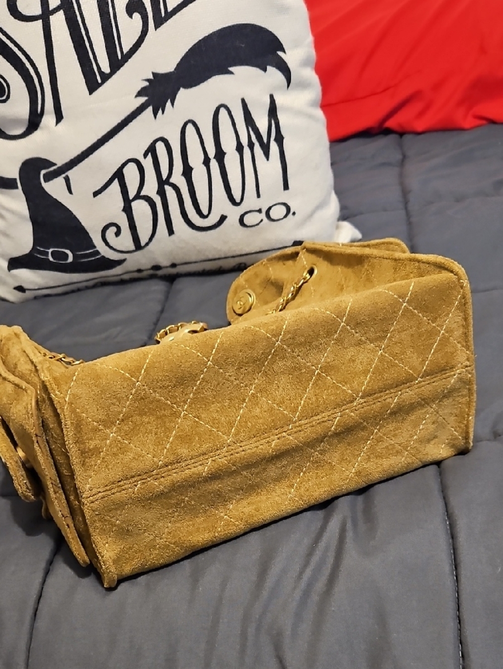 CHANEL Quilted Suede 25 Hobo Mini Bucket Bag in Mustard - Picture 9 of 10
